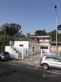 Locale commerciale (via Miseno)