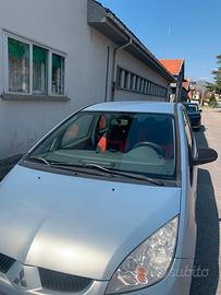 Mitsubishi 1.1 benzina