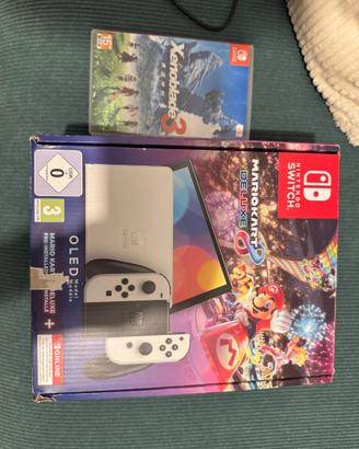Nintendo Switch OLED 64GB + 4 Joycon e Giochi
