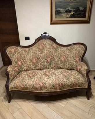 Divano classico in stile Luigi Filippo