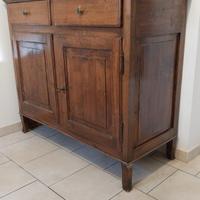 Credenza il legno da cucina