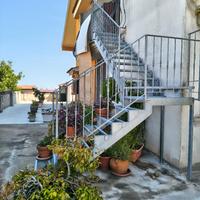 Scala esterna in ferro battuto 