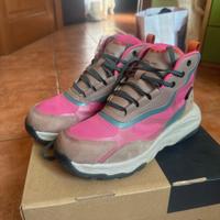 Scarponcini da trekking TEVA nr 37