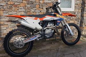 Moto cross KTM SX-F 250 4 tempi 2016