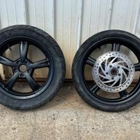 Ruote complete Aprilia scarabeo light 500cc