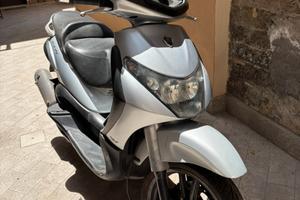 Beverly 125