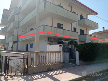 Appartamento 100 m + cantina e parcheggio,