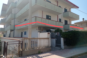 Appartamento 100 m + cantina e parcheggio,