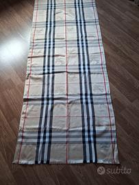 Pashmina/sciarpa tipo Burberry  70x180
