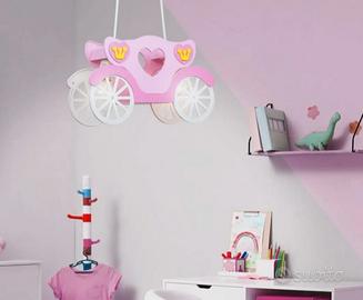 Lampada cameretta carrozza rosa