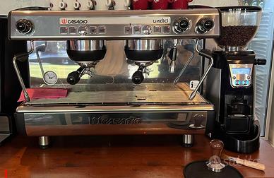 Macchina espresso professionale con macinino