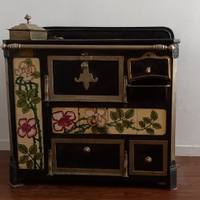 Stufa-cucina francese in ghisa con maioliche '800