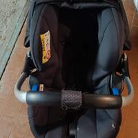 Ovetto Hauck con base isofix 0/15 mesi