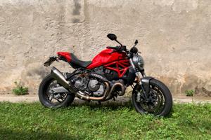 Ducati Monster 821