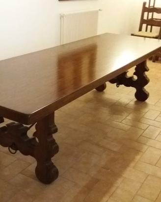 Tavolo in legno massello 3 X 1metri , più 10 sedie