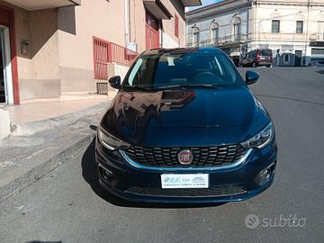 FIAT Tipo 1.6 Mjt S&S DCT 5 porte Lounge O.Q.F – Esposauto