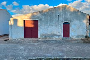 Terreno agricolo più magazzino