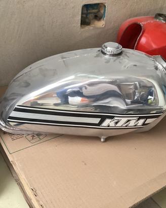 Ktm serbatoio