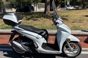 Honda SH 350i – 05/2022 – 11.000 km 