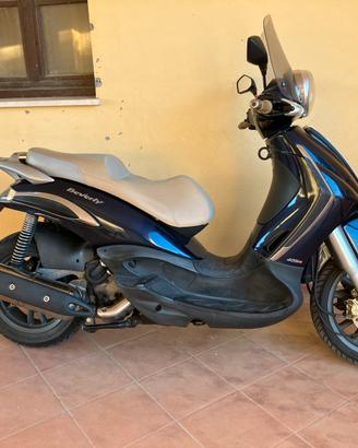 Piaggio beverly tourer ie 400