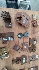 Ferramenta mobili antichi