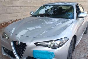 Alfa Romeo Giulia Giulia 2016 2.2 t 150cv auto