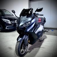 Yamaha T Max 560 Black Max 25th Anniversary