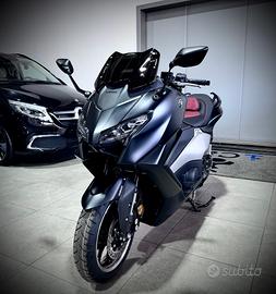 Yamaha T Max 560 Black Max 25th Anniversary