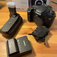 Canon 7D APS-C 48000 scatti con battery grip