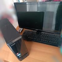 Pc desktop Acer Ax381 con monitor e tastiera 