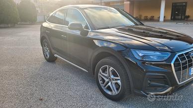 AUDI Q5 Sportback 40 TDI quattro S tronic Bus Adv
