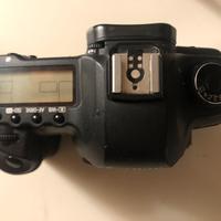 Canon 5D Mark II solo corpo