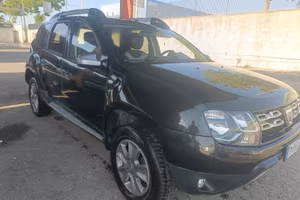 Macchina Dacia Duster