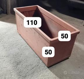 Vasi in resina Serralunga