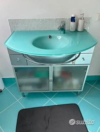Mobile e lavabo da bagno colore grigio