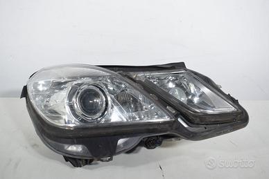 Faro destro Mercedes E-class (W212) 2.2 CDI