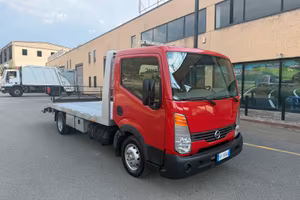 Nissan Cabstar 35.15 Carroattrezzi Patente B