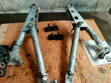 Braccetti regolabili per 106 Peugeot