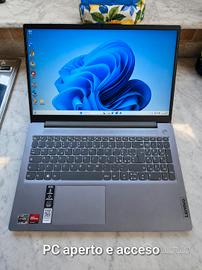 Lenovo Ryzen 5 16GB SSD 512GB Pari al nuovo