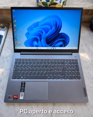 Lenovo Ryzen 5 16GB SSD 512GB Pari al nuovo