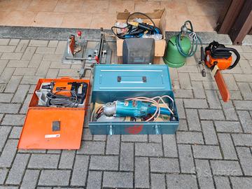 Attrezzature varie per lavoro