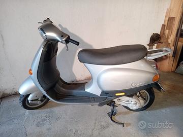 Piaggio Vespa 50 ET4 - 2002