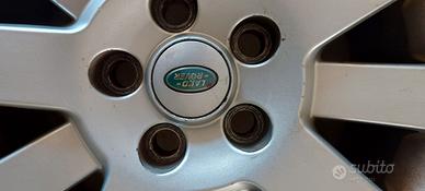 A 100 euro 4 gomme e cerchi Land Rover Discovery 3