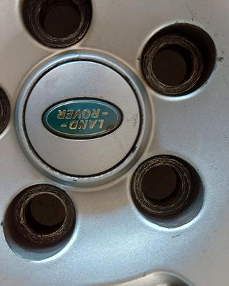 A 100 euro 4 gomme e cerchi Land Rover Discovery 3
