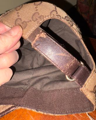 Cappello Gucci e vari