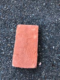 Tavelle rosse fatte a mano