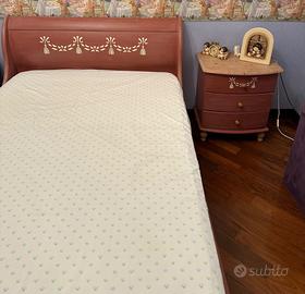 Elegante Set Camera da Letto in Legno