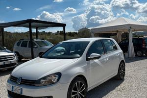 Volkswagen Golf 1.6 TDI DPF 5p. Sport Edition