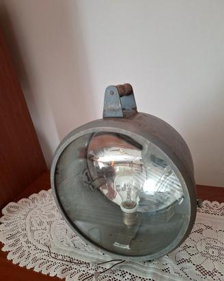 Faro industriale vintage 
