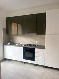 Bilocale Arredato Trav. Via Palermo